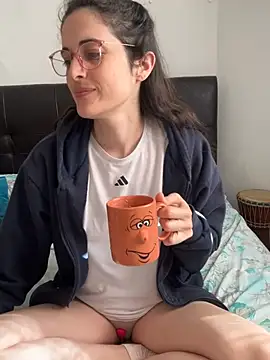 Lunaabbey online show from June 11, 5:59 am