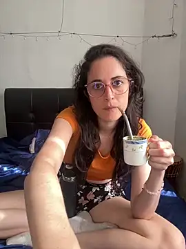 Lunaabbey online show from May 30, 7:36 am