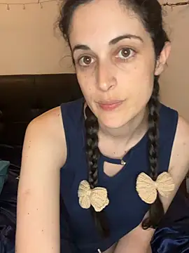 Lunaabbey online show from June 7, 8:58 pm