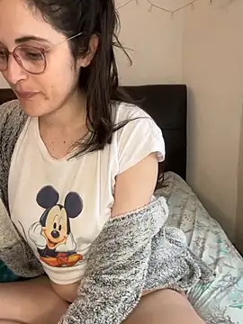 Lunaabbey online show from May 23, 6:01 am