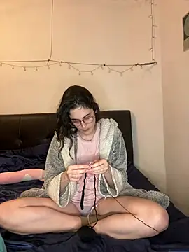 Lunaabbey online show from March 16, 5:59 pm