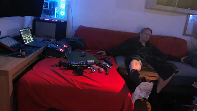 davidgntxxxxx online show from May 12, 9:32 pm