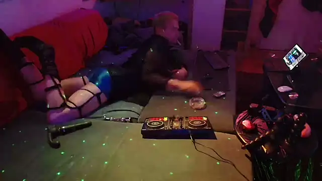 davidgntxxxxx online show from February 14, 7:14 pm