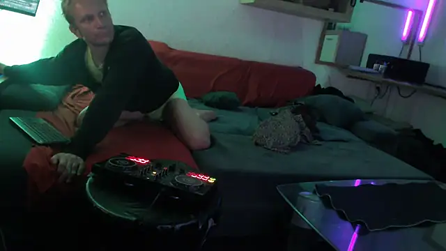 davidgntxxxxx online show from February 2, 7:02 pm