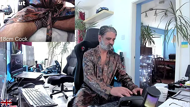 OnlineBossUK online show from October 5, 4:31 pm