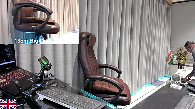 OnlineBossUK online show from February 27, 5:02 pm