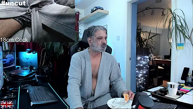 OnlineBossUK online show from November 6, 5:28 pm