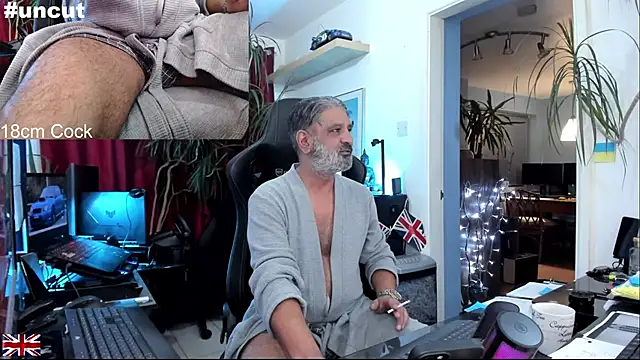 OnlineBossUK online show from November 1, 3:02 am