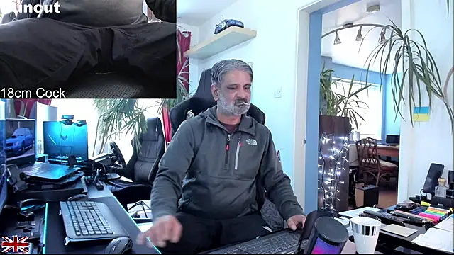 OnlineBossUK online show from November 8, 11:14 am