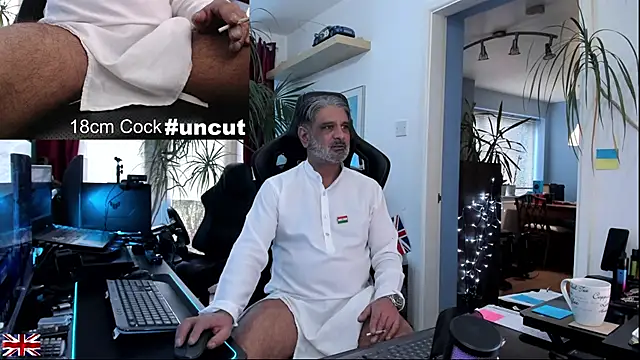 OnlineBossUK online show from December 22, 2:17 pm