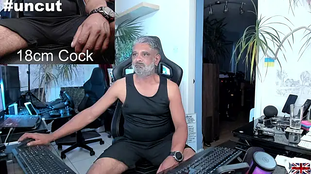 OnlineBossUK online show from March 16, 6:23 pm