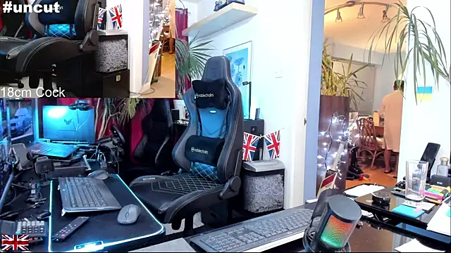 OnlineBossUK online show from November 16, 4:39 am