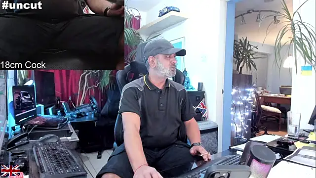 OnlineBossUK online show from October 2, 6:11 pm