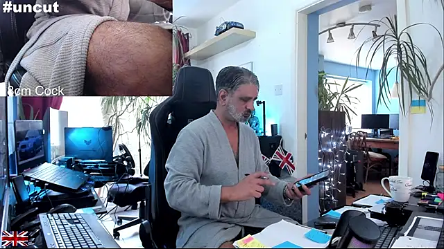 OnlineBossUK online show from November 2, 11:26 am