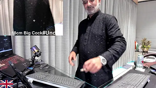 OnlineBossUK online show from February 28, 9:47 pm