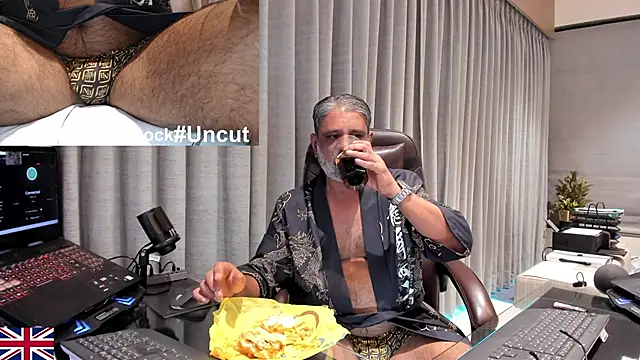 OnlineBossUK online show from March 25, 10:52 pm