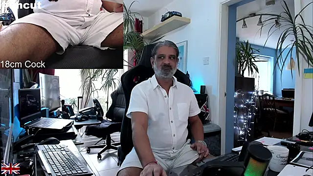 OnlineBossUK online show from October 4, 1:34 pm