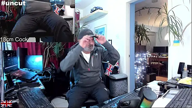 OnlineBossUK online show from October 23, 8:18 pm