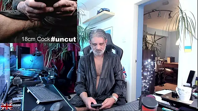 OnlineBossUK online show from December 19, 7:49 pm