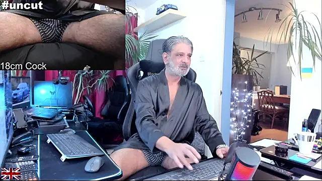 OnlineBossUK online show from November 30, 3:07 am