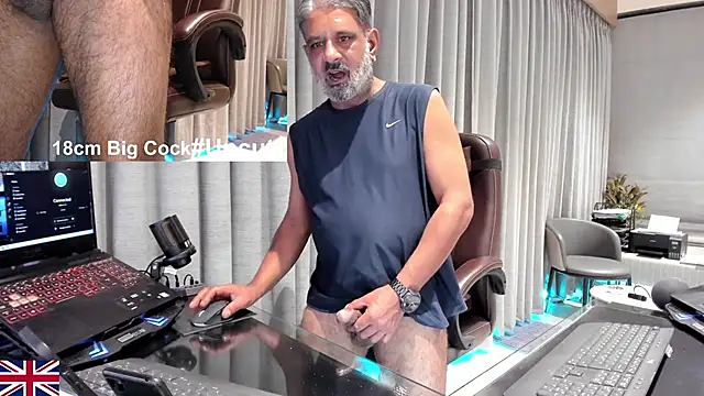 OnlineBossUK online show from April 5, 9:32 pm