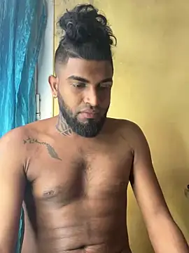 Snapshot of IviedWaster chatting on February 5, 12:20 am IviedWaster online show from February 5, 12:20 am