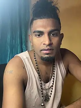 Snapshot of IviedWaster chatting on December 13, 8:58 pm IviedWaster online show from December 13, 8:58 pm