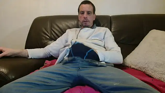 cloupefun online show from February 6, 7:04 am