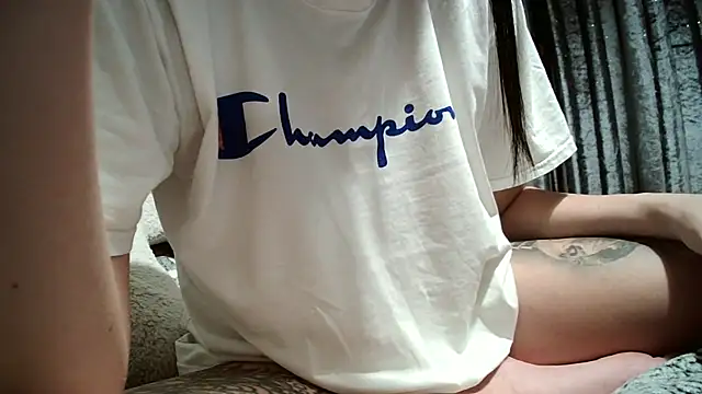 AaliyahLux online show from December 22, 8:53 pm