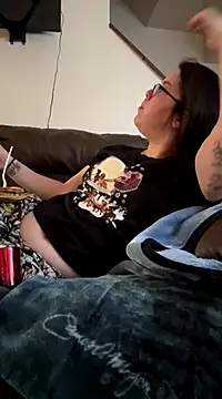 Snapshot of LacieStar chatting on December 2, 7:00 pm LacieStar online show from December 2, 7:00 pm