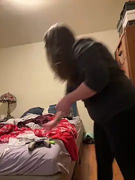 Snapshot of LacieStar chatting on December 6, 2:08 am LacieStar online show from December 6, 2:08 am