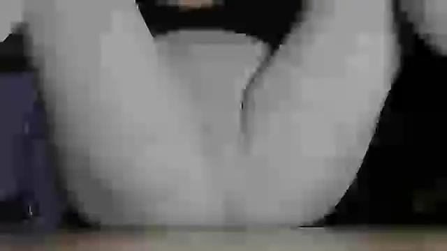 Snapshot of Squirtlady38 chatting on December 14, 2:18 am Squirtlady38 online show from December 14, 2:18 am