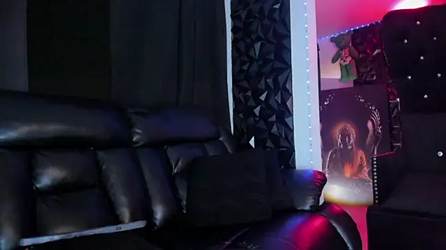 Snapshot of samuel_hayes chatting on December 5, 3:49 am samuel hayes online show from December 5, 3:49 am