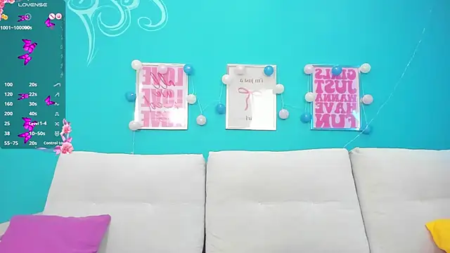 Snapshot of Horny_Nikki_ chatting on February 20, 6:26 am Horny Nikki online show from February 20, 6:26 am