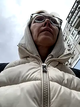 angelmommu online show from October 15, 9:17 am