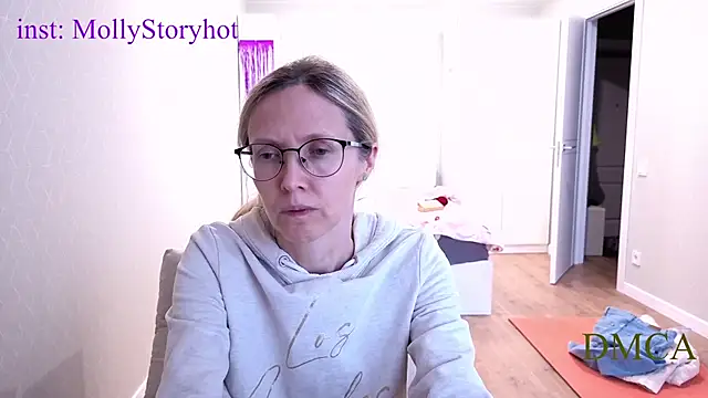 angelmommu online show from March 22, 8:38 am