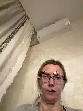 angelmommu online show from April 3, 7:31 pm