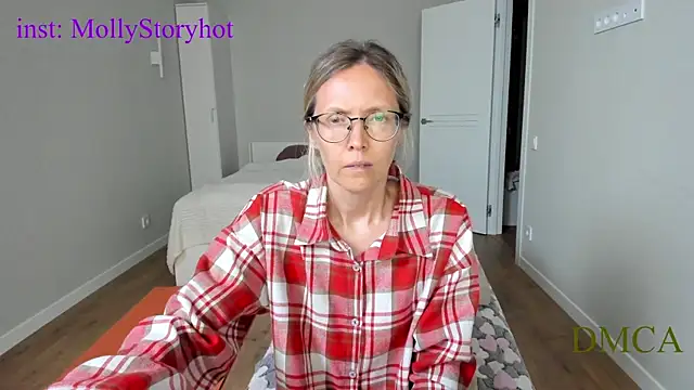 angelmommu online show from May 20, 9:28 am
