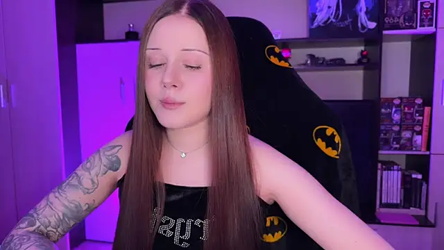 jasminevine online show from April 12, 3:43 am