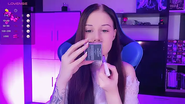 jasminevine online show from December 6, 5:38 pm