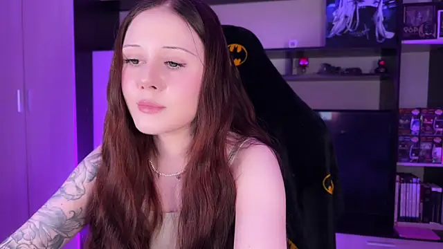 jasminevine online show from February 11, 6:35 am