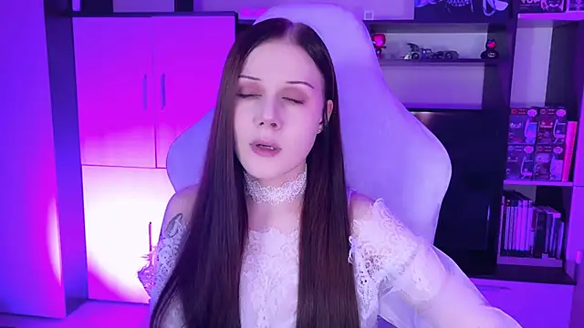 jasminevine online show from January 10, 2:13 pm