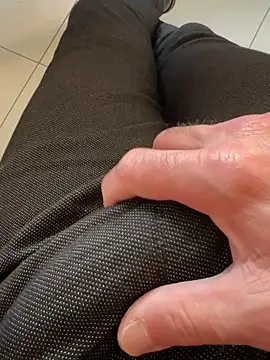 Snapshot of buodiculo chatting on February 26, 4:38 pm buodiculo online show from February 26, 4:38 pm