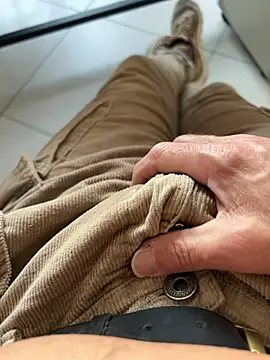 Snapshot of buodiculo chatting on February 17, 3:55 pm buodiculo online show from February 17, 3:55 pm