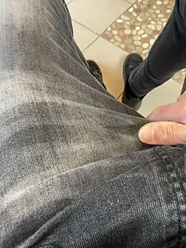 Snapshot of buodiculo chatting on March 1, 10:15 am buodiculo online show from March 1, 10:15 am