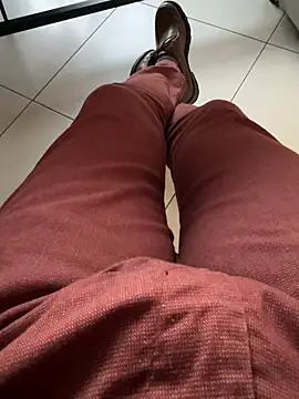 Snapshot of buodiculo chatting on February 27, 4:54 pm buodiculo online show from February 27, 4:54 pm