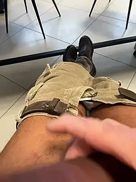 Snapshot of buodiculo chatting on February 6, 7:26 am buodiculo online show from February 6, 7:26 am