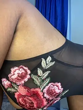 bigbooobs3 online show from October 28, 6:01 am