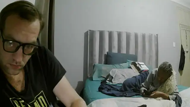 Snapshot of COOKIECANDY chatting on April 27, 7:56 pm COOKIECANDY online show from April 27, 7:56 pm