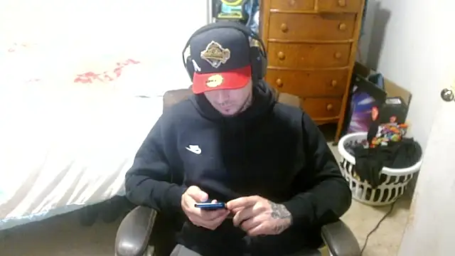 Snapshot of DADDY_KANE8--- chatting on April 23, 12:06 am DADDY KANE8--- online show from April 23, 12:06 am